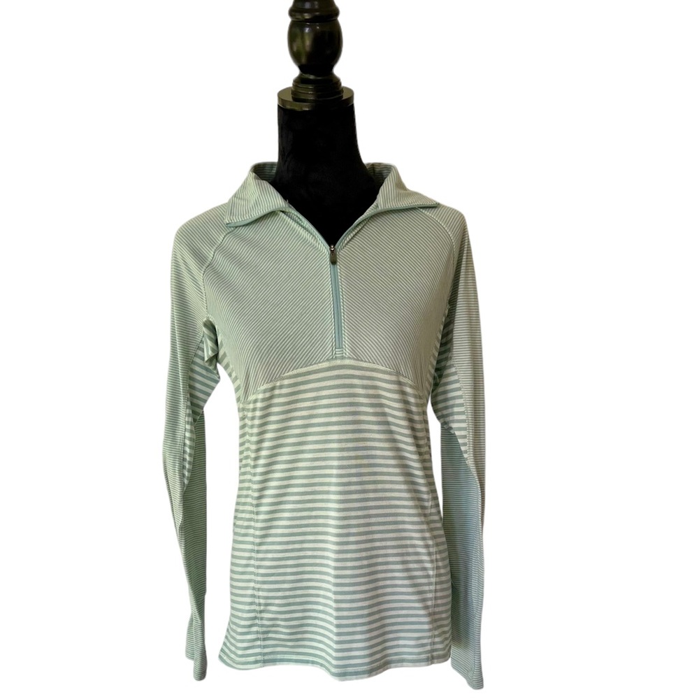 Columbia Women’s Green Layer First Omni-Wick 1/2 Zip Pull Over Shirt Size Medium